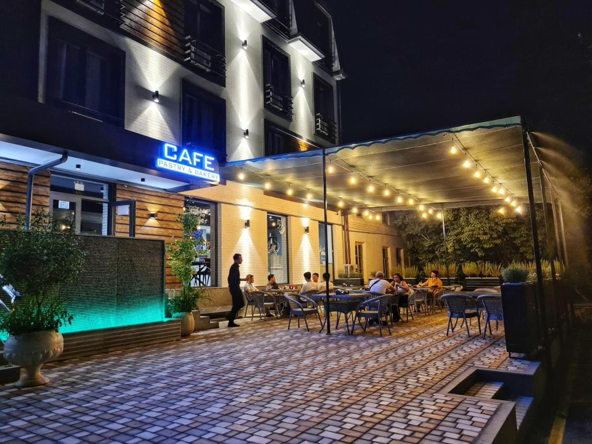 Sharaf Hotel Tachkent Extérieur photo