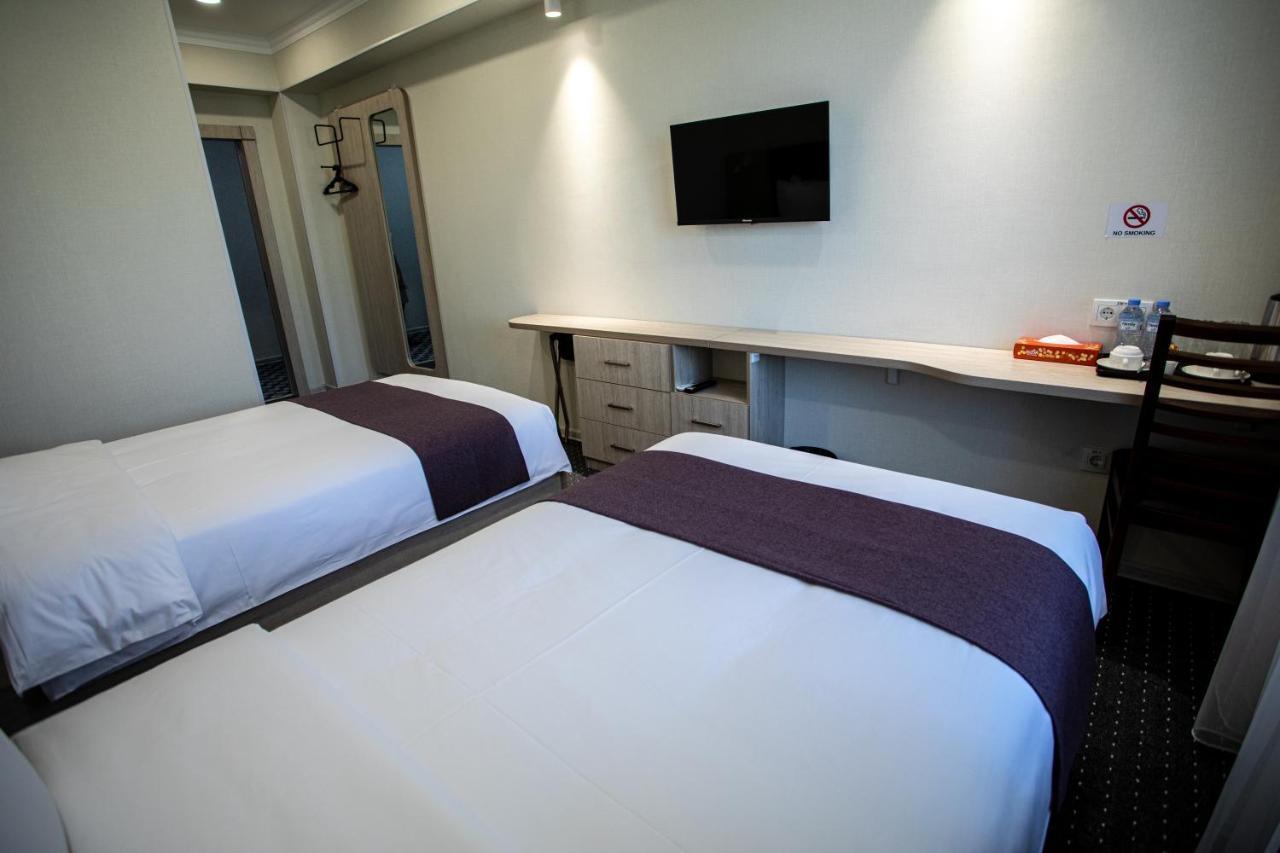 Sharaf Hotel Tachkent Extérieur photo