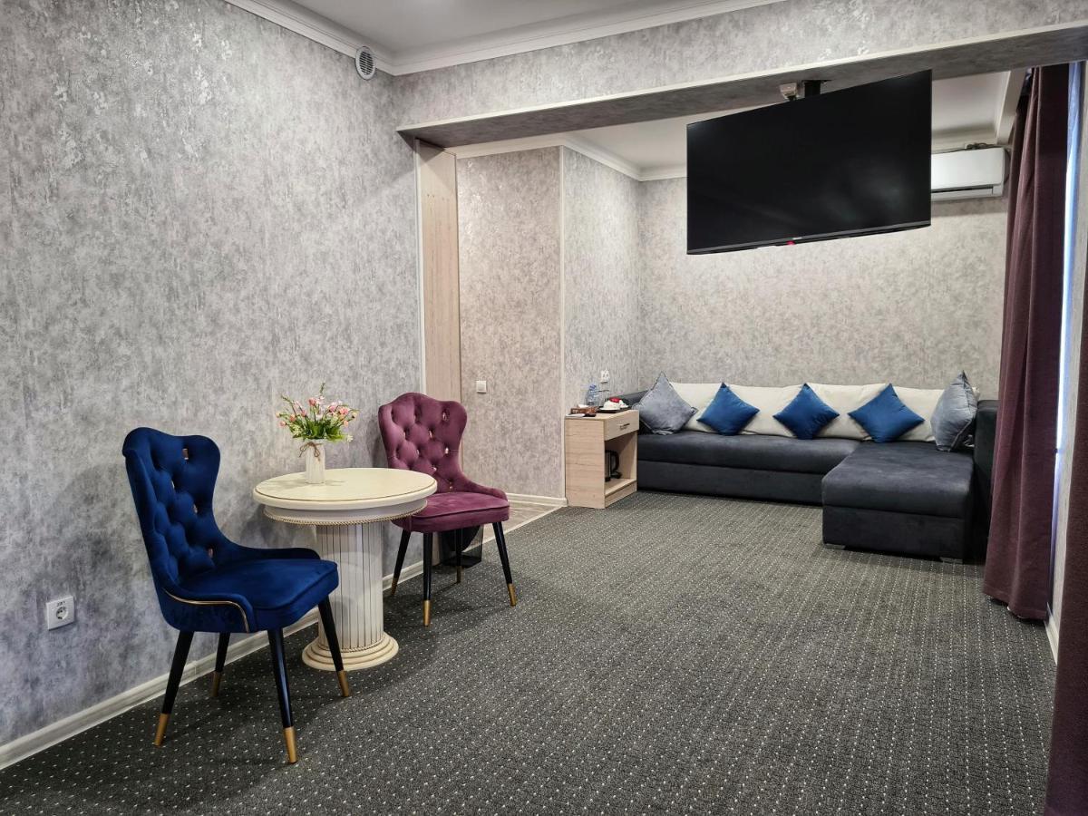Sharaf Hotel Tachkent Extérieur photo